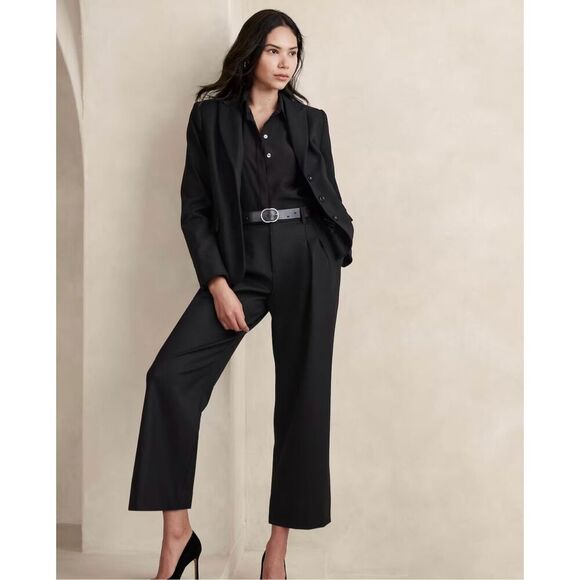 Banana Republic Black Classic 3 Button Structured Blazer SUIT jacket Size 2 - Picture 1 of 6
